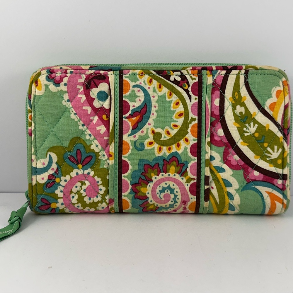 Vera Bradley Accordion Wallet Tutti Frutti Green Zip Paisley Quilted - Picture 2 of 6